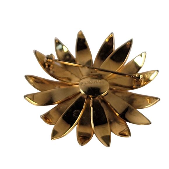 Vintage Giovanni Gold Tone Flower Brooch Pin Signed  Retro Floral Jewelry - Picture 4 of 6